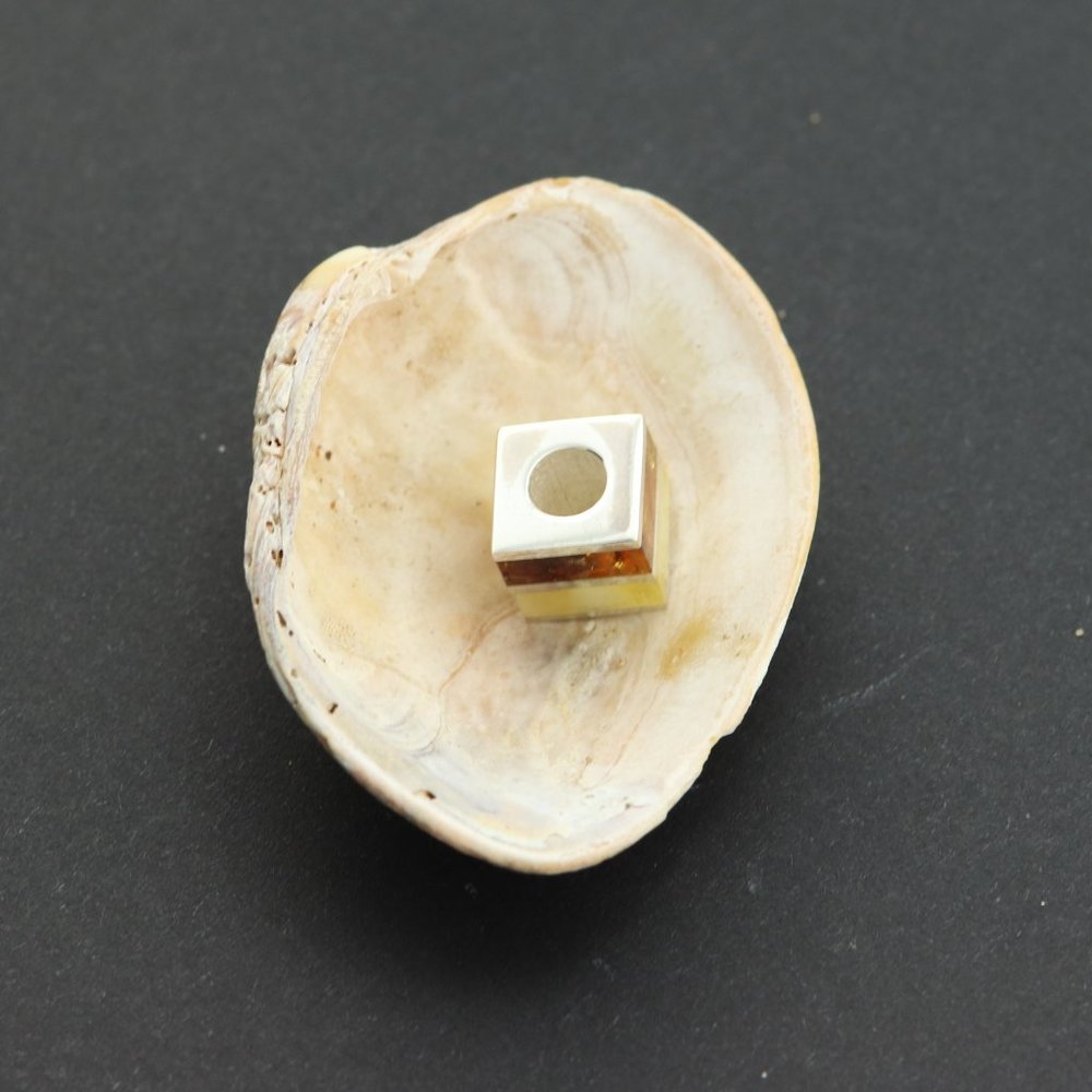 Sterling silver square charm with natural Baltic amber, silver charm - Picture 8 of 8